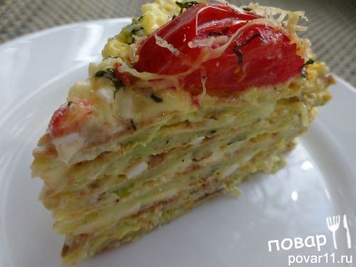 Блинный пирог из кабачков с начинкой